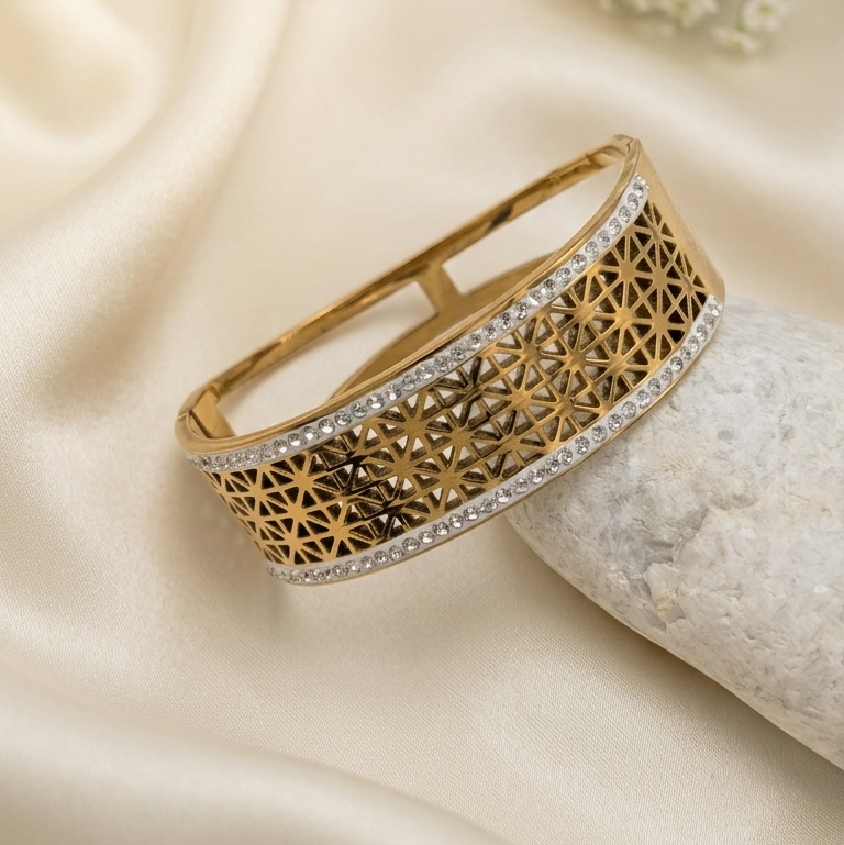 Premium Geometric Gold Kada
