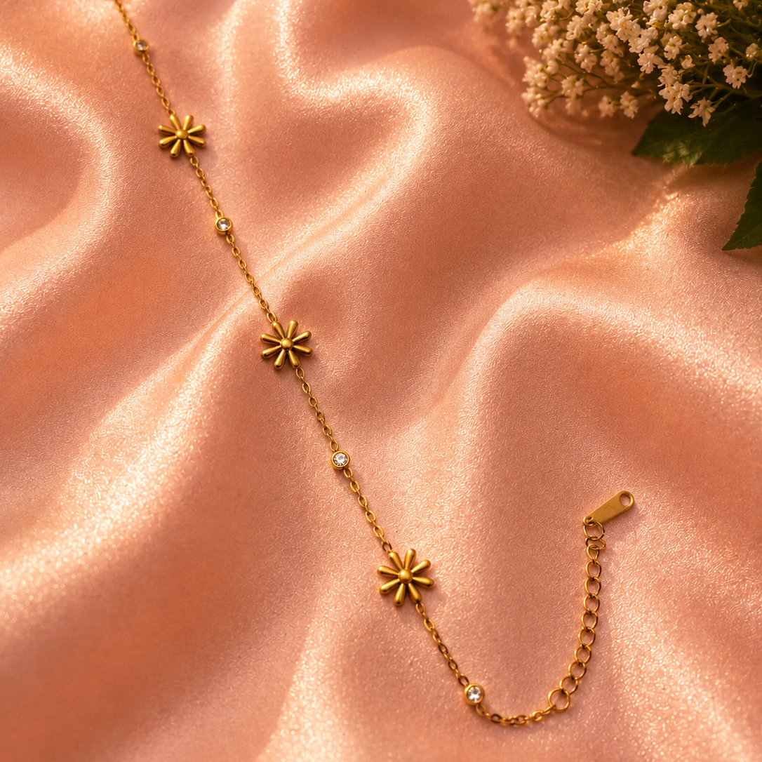 Premium Star Burst Flower Charm Bracelet