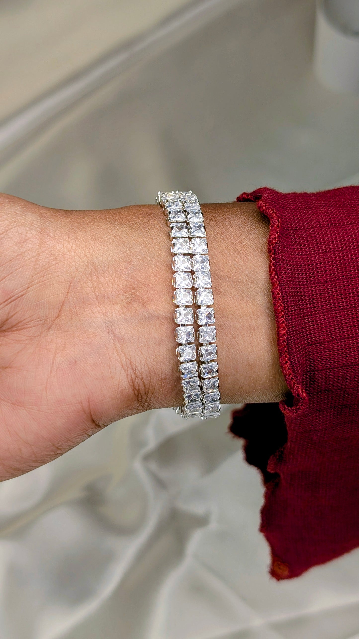 Antitarnish double line tennis model white stone magnet bracelet