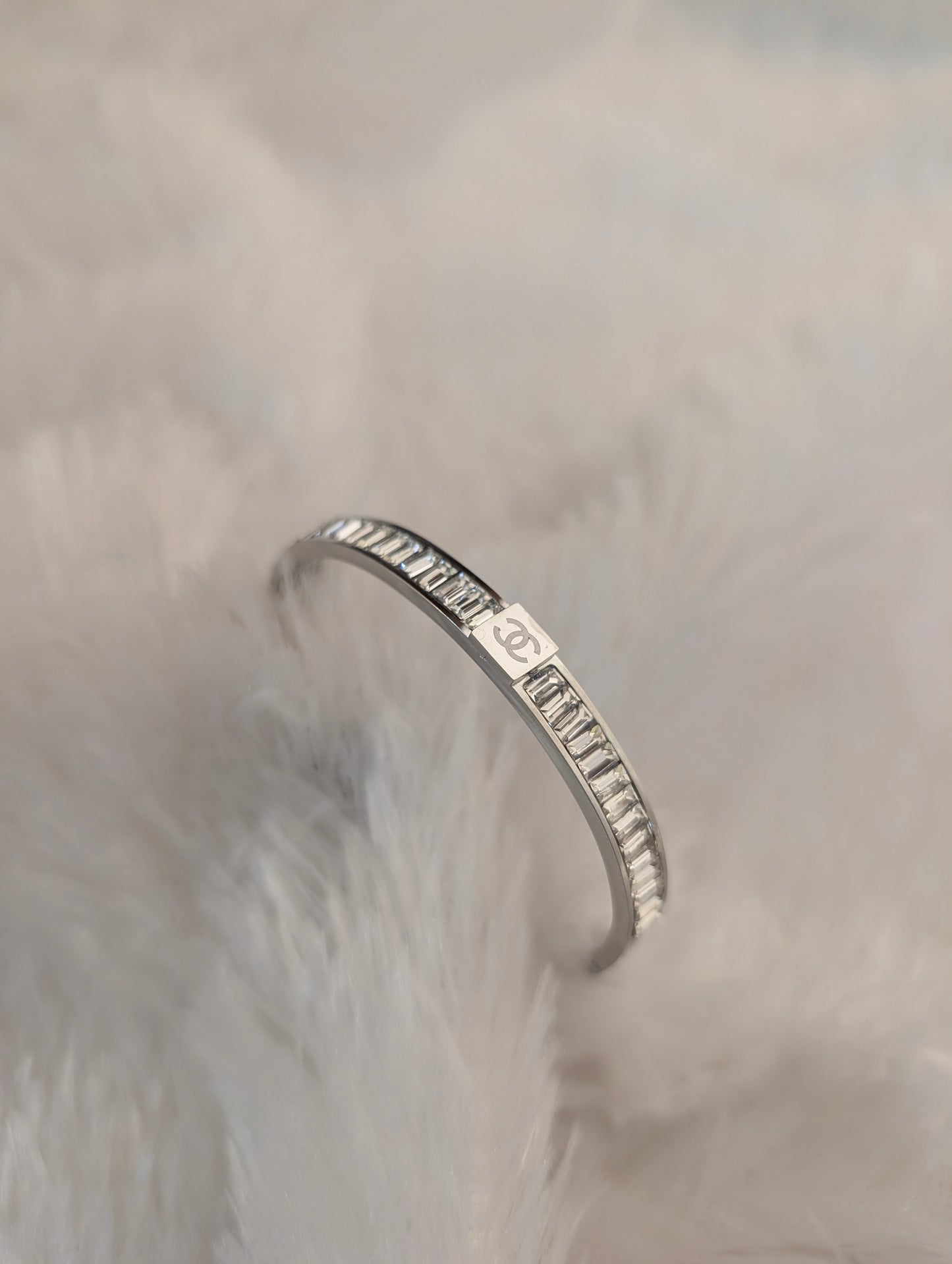 Silver stones baby size kada