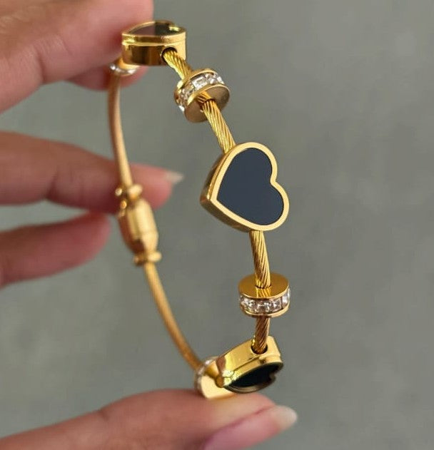 Antitarnish Magnet Heart Bracelet