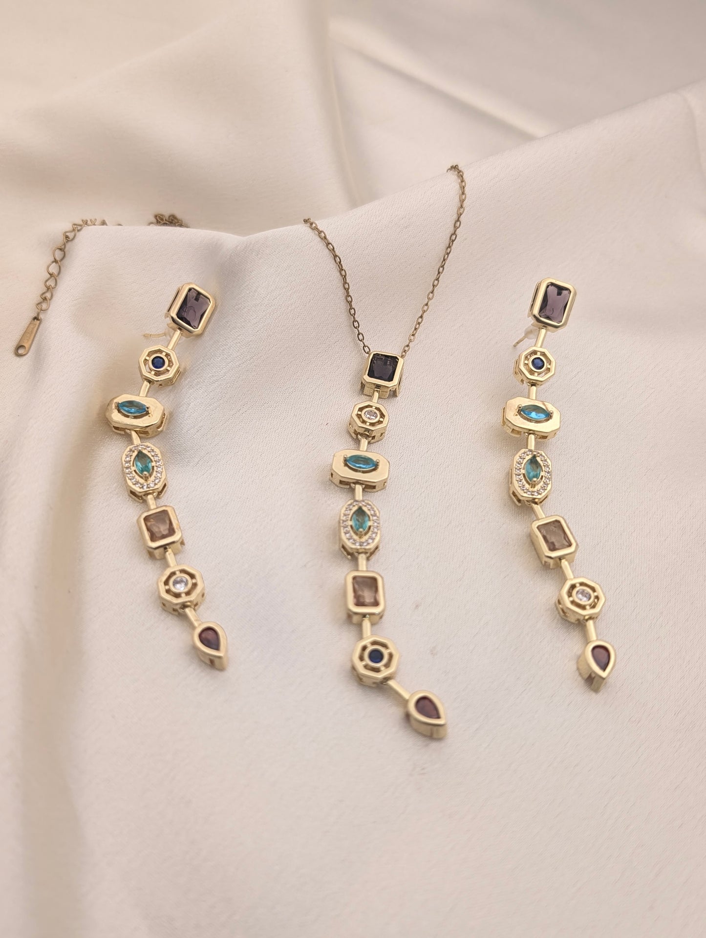 The empress Multi-Gem drop set.