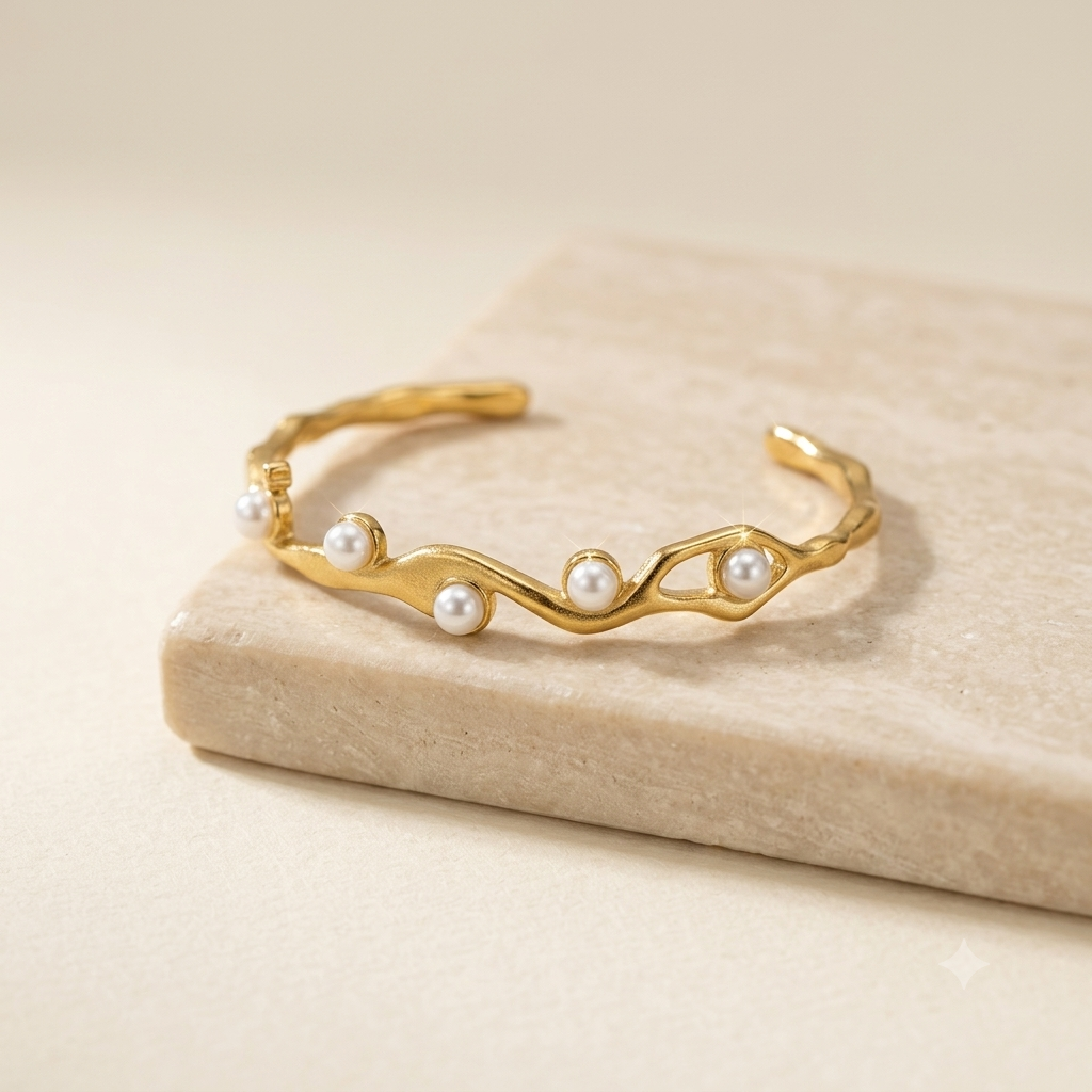 White Pearl Accent Kada