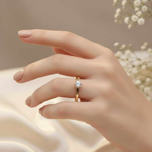 304L 18k Celeste Solitaire Crystal Ring