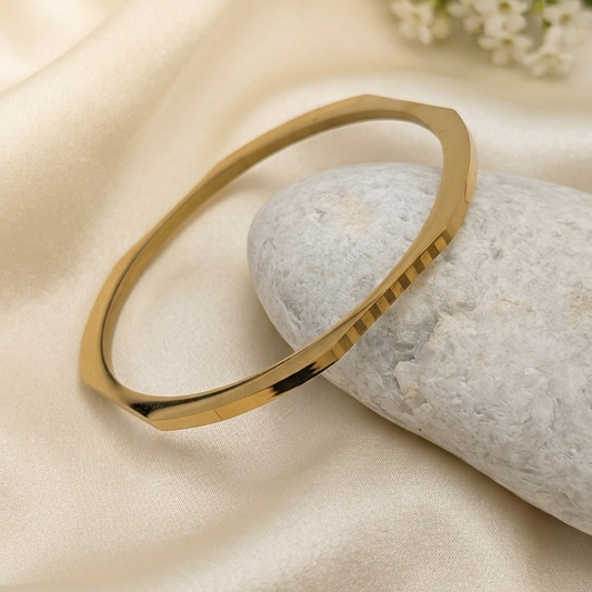 Gold bangle thin Kada with engraved text