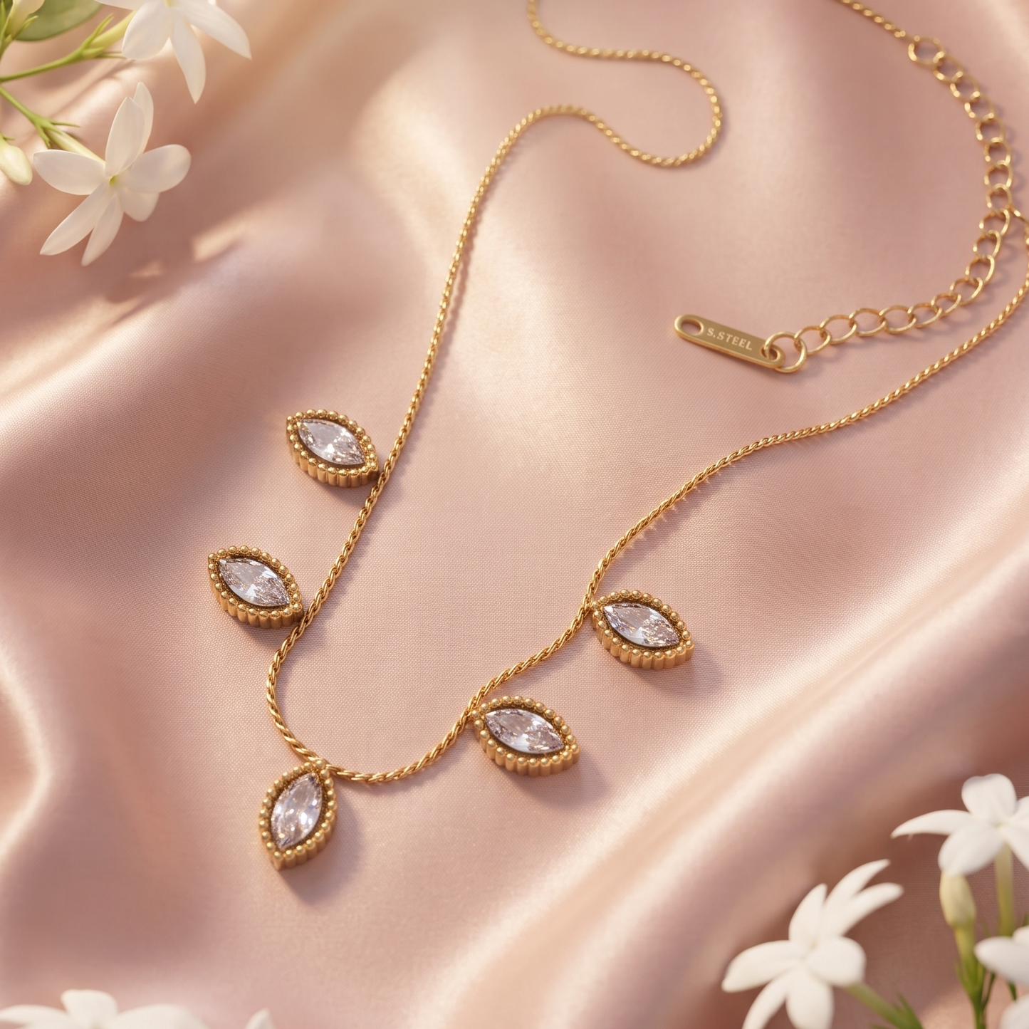 Bloom Grace Necklace