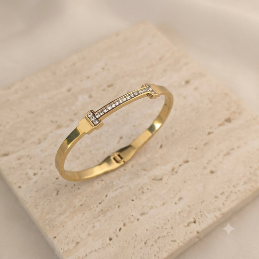 Simple elegant antitarnish kada
