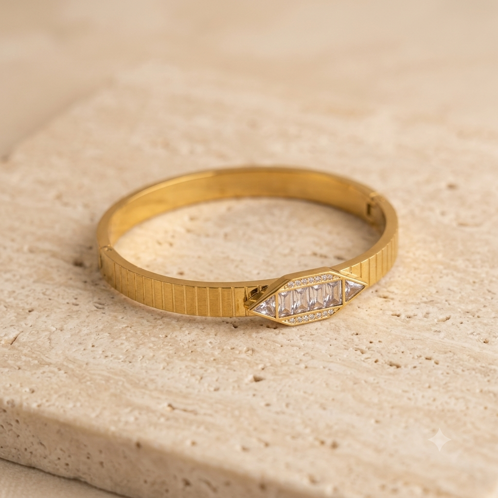Crystal With white stones Kada