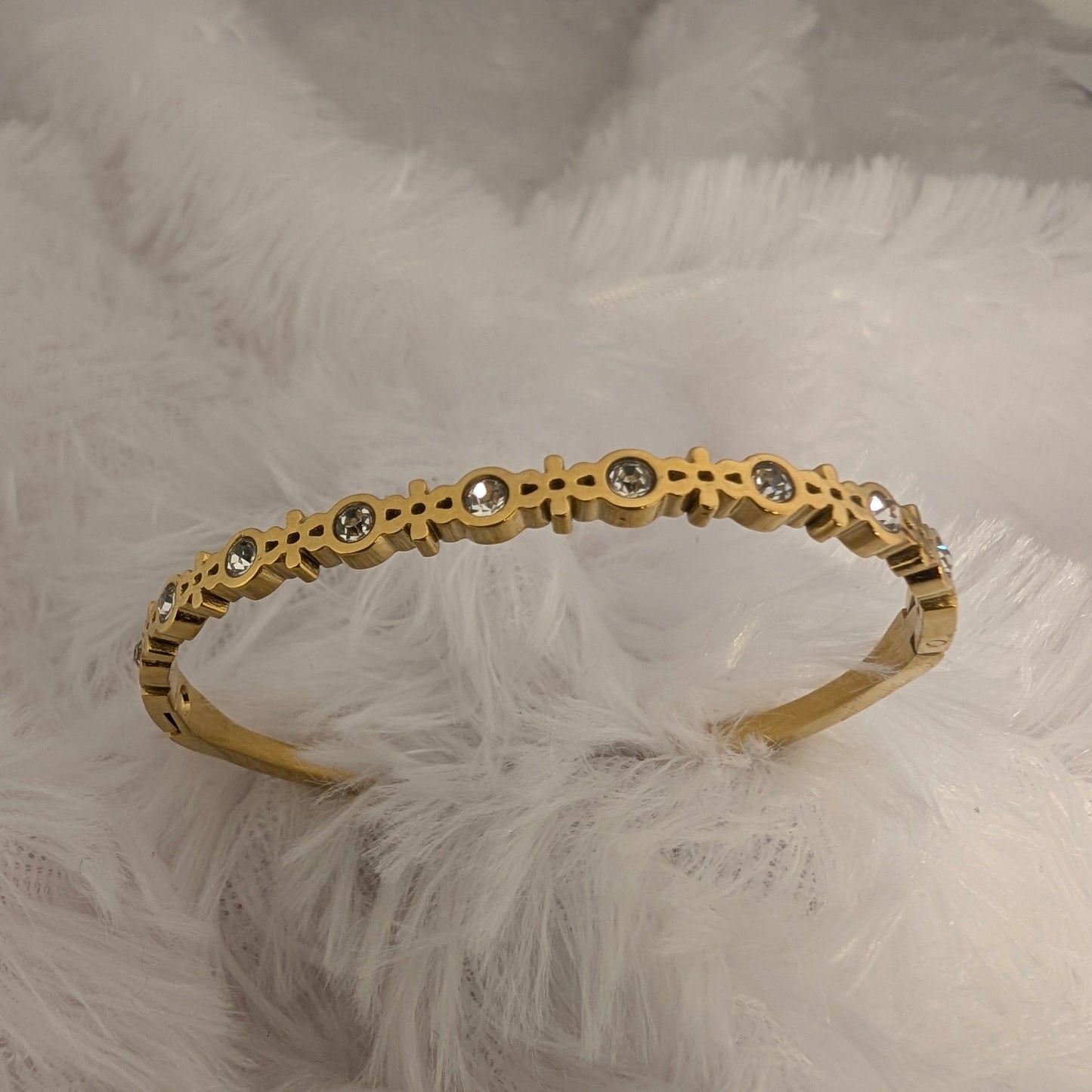 Thin Flower With Stone Gold Bracelet - Baby Size