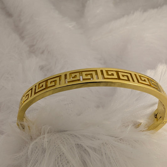 Thin wrist antitarnish kada self intricated greek design 18k gold plated