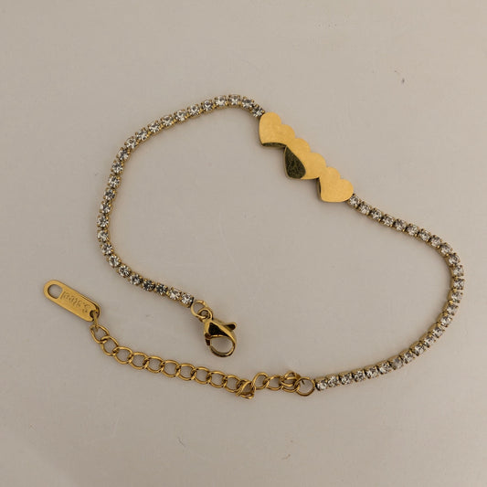 The eternal love bracelet