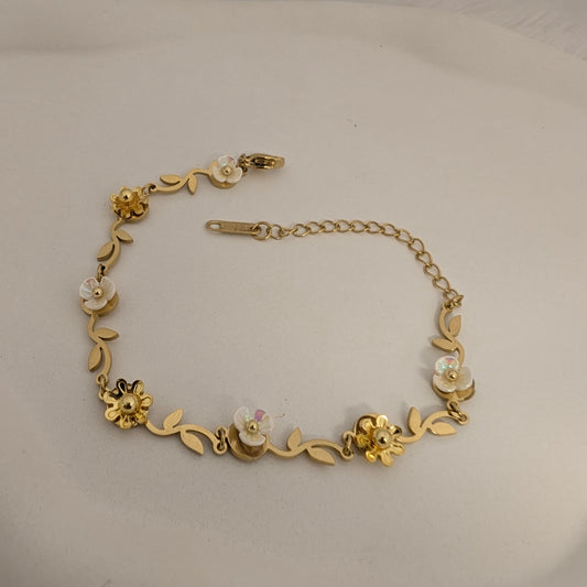 The flora golden strand