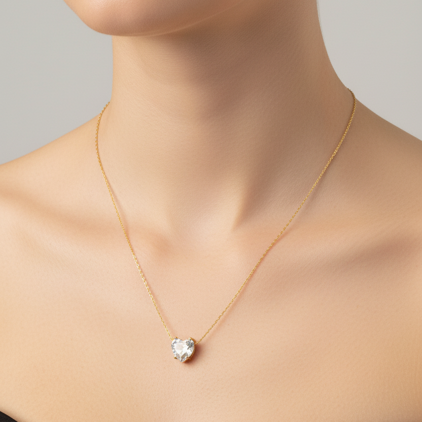 Heart-shaped diamond pendant