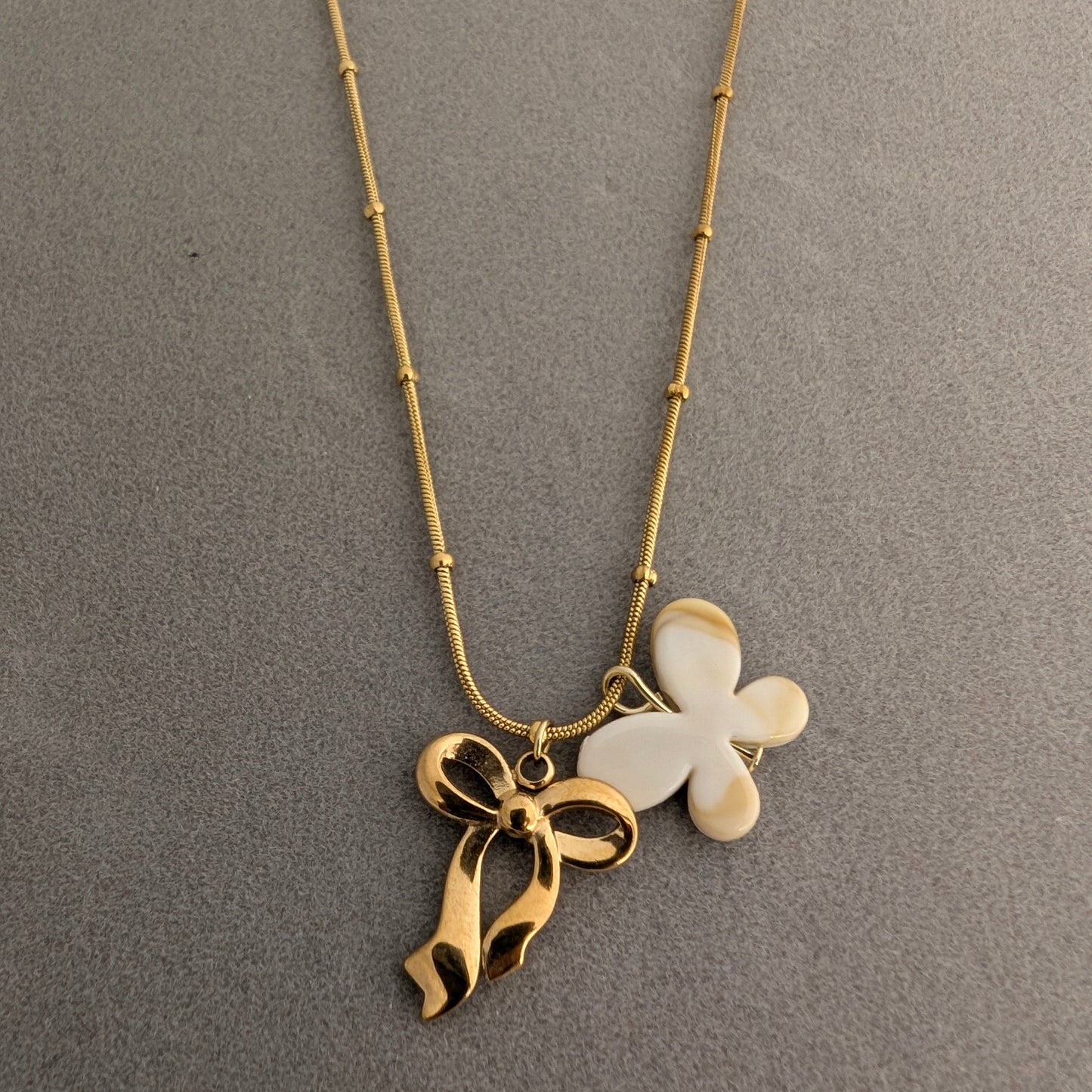 Bow & Bloom Neckalce