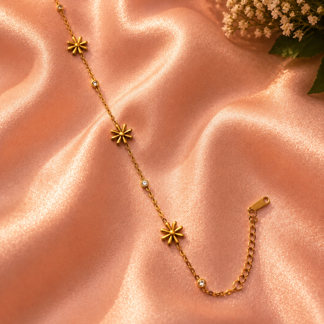 Minimalist Charm chain bracelet