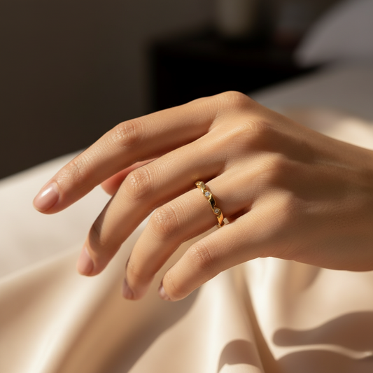 304L 18K GOLD PLATED Minimal Gold Link Crystal Ring