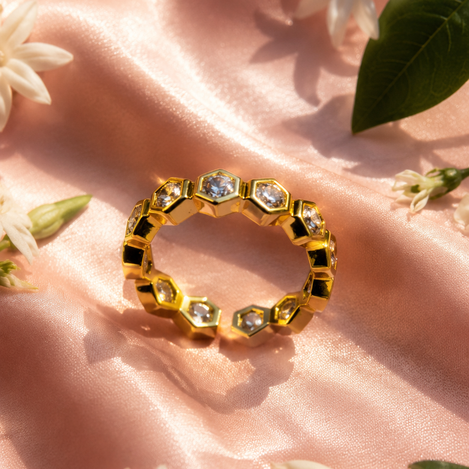 Classic Gold Link Crystal Ring