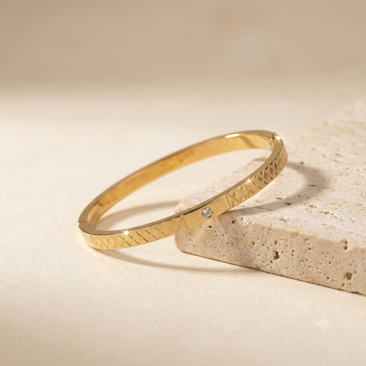 Pave-Set Clear Stones Kada