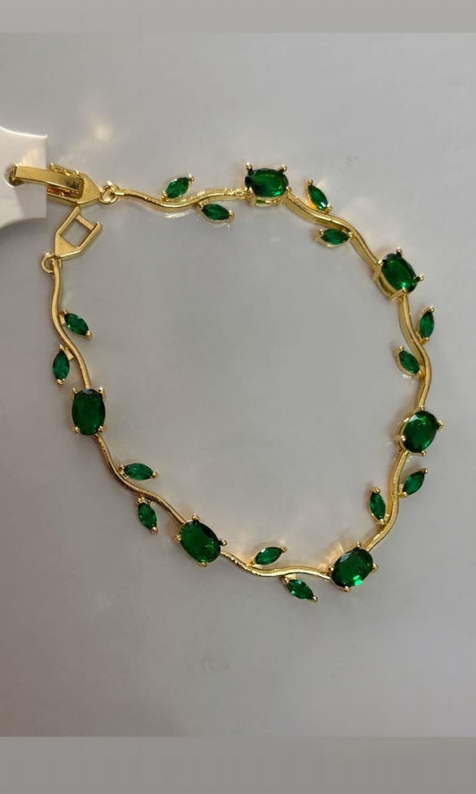 Green tulip luxe bracelet