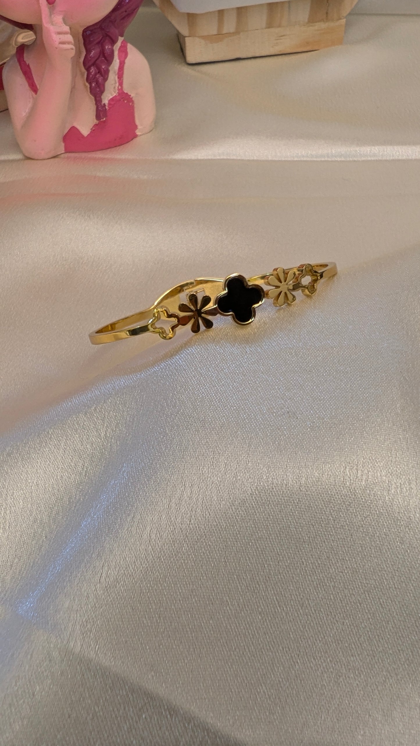 Antitarnish simple clove model kada