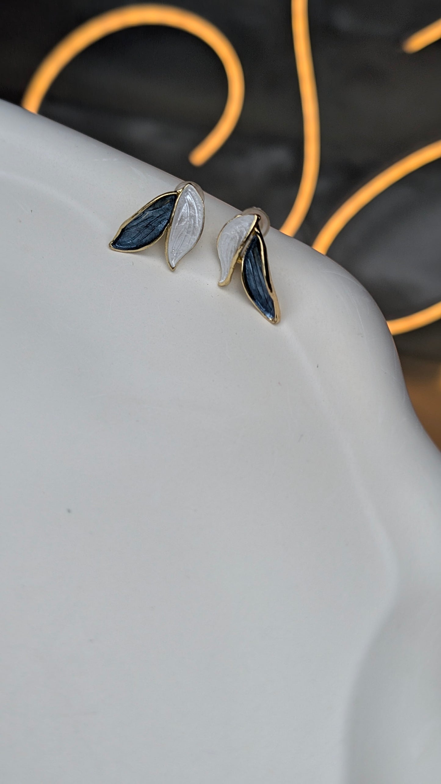 Korean double leaf stud earrings