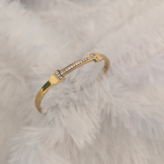 Simple elegant antitarnish kada