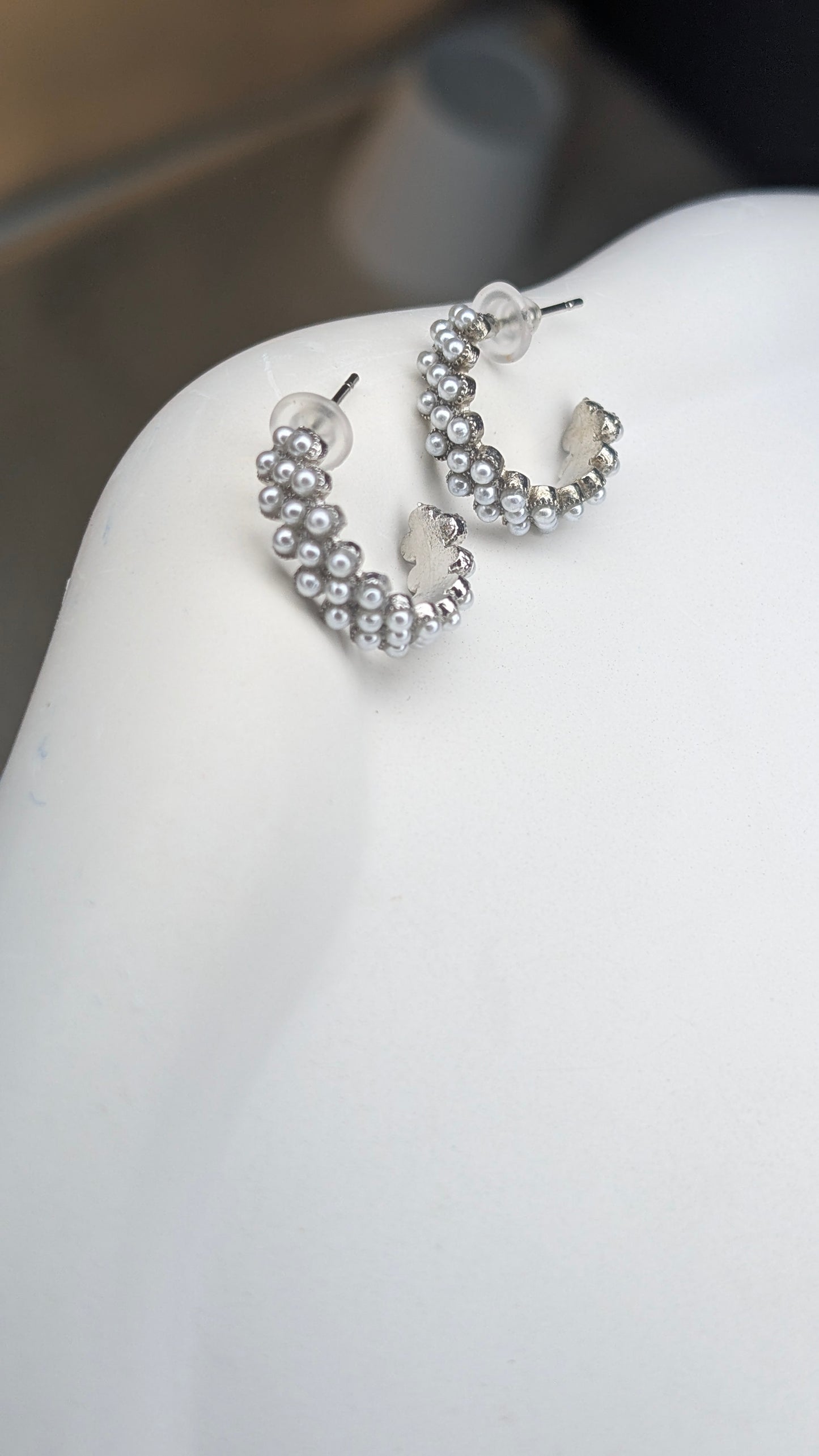 Pear bloom mini hoop earrings