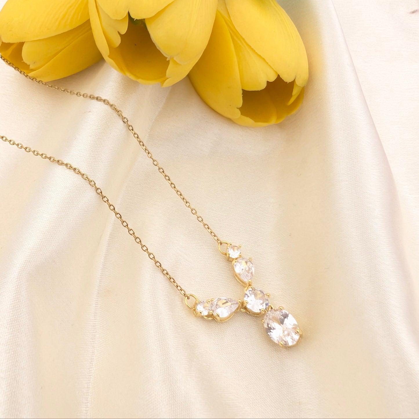 Diamond Dew Necklace