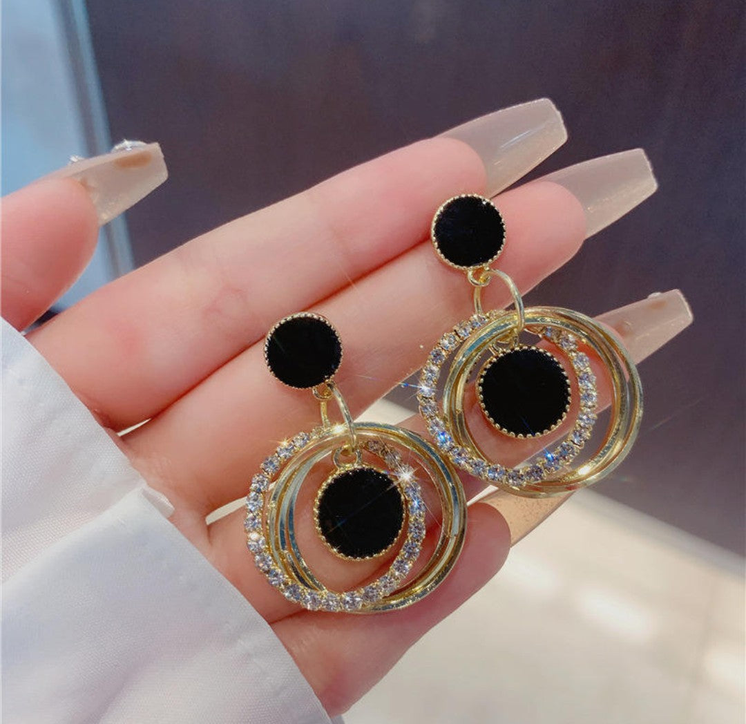 Multi layered circle drop black hoop earrings